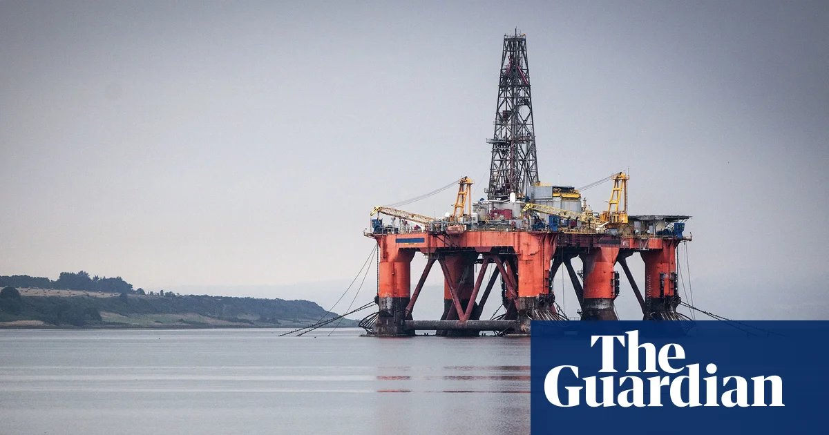 Scrapping North Sea windfall tax would not reduce UK energy bills, say experts | Oil and gas companies