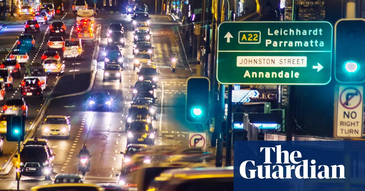 Petrol prices are rising, but Australians don’t appear to be driving less or taking public transport more – yet | Petrol prices