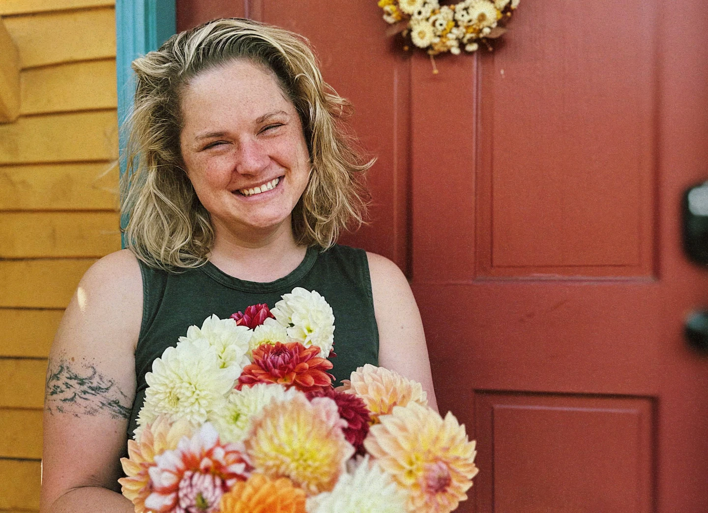 Facing brain cancer, she built a sidewalk library of pep talks