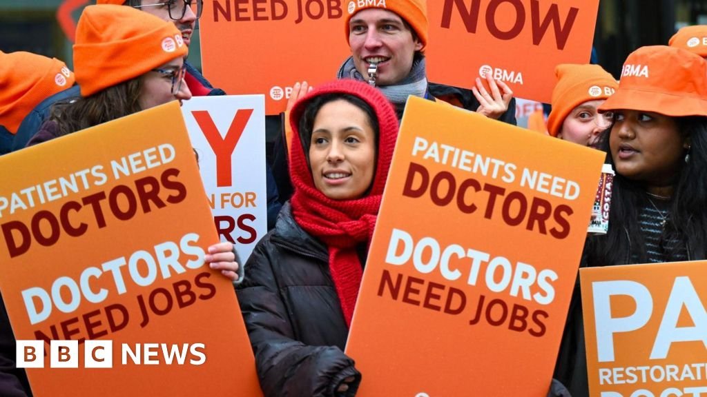 Doctors announce six-day strike as talks break down