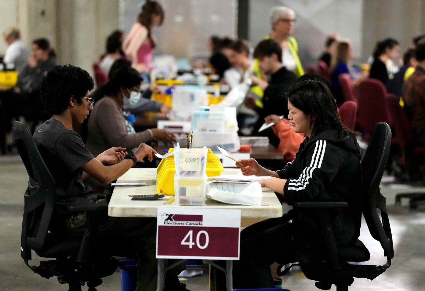 Canadians living abroad looking to increase voter turnout ahead of byelections