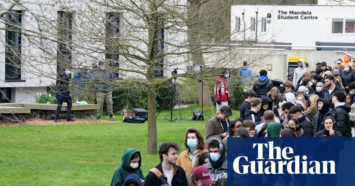 Thursday briefing: The largest cluster of cases in a generation – what’s behind the meningitis B outbreak? | Meningitis