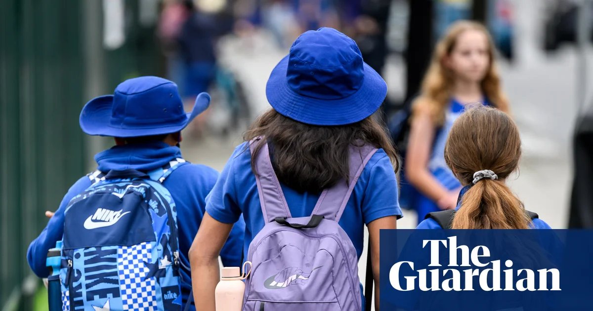 ‘Massive underfunding’ blamed as students enrolled in Australian public schools falls to new low | Australian education