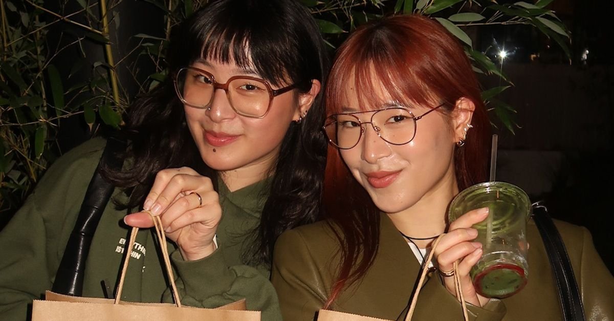 5 Trends Kristina Ang and Her Twin Sister Both Love
