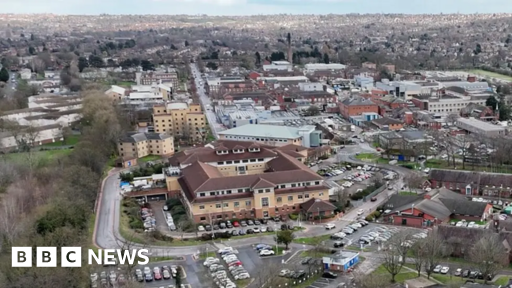 Under-fire Nottingham maternity services still need to improve, inspectors say