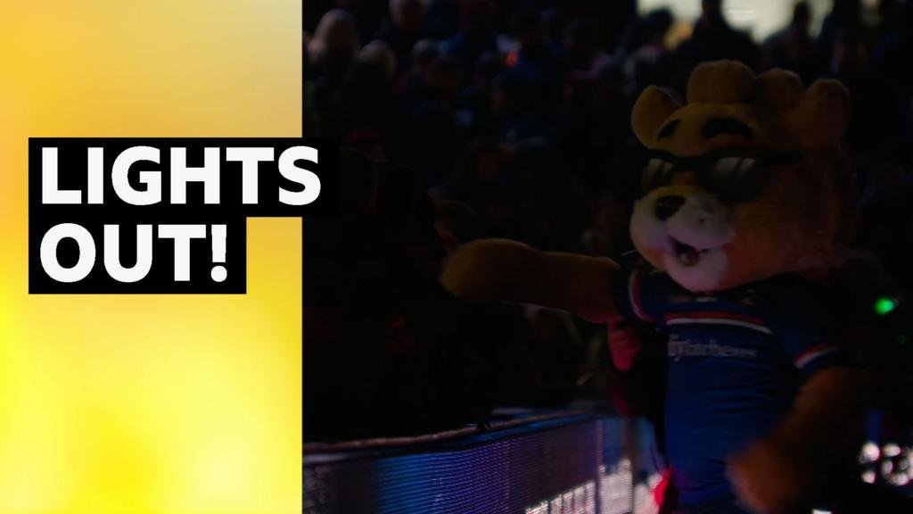 Challenge Cup: Wakefield Trinity vs Leeds Rhinos suspended after power cut