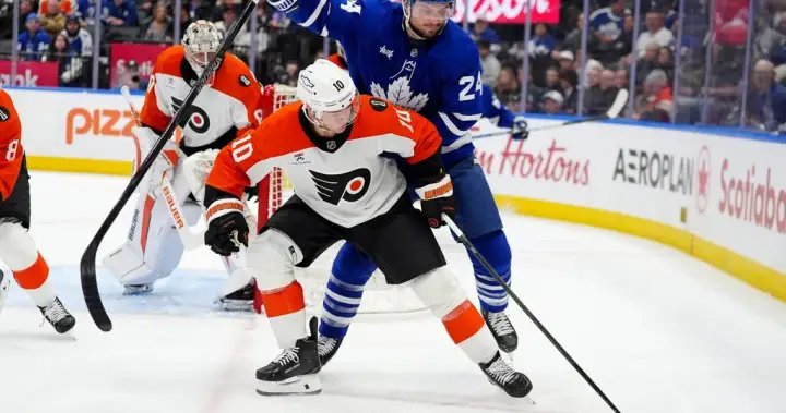 Flyers trip struggling Maple Leafs 3-2 in shootout