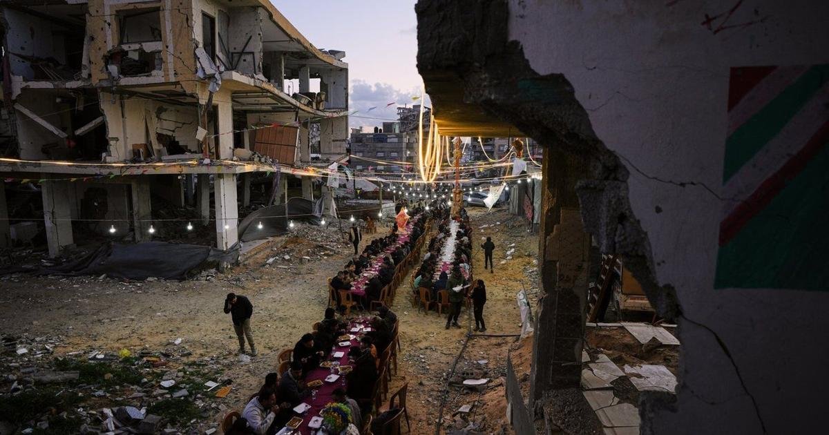 Canadians plan to sail to Gaza despite detention risks