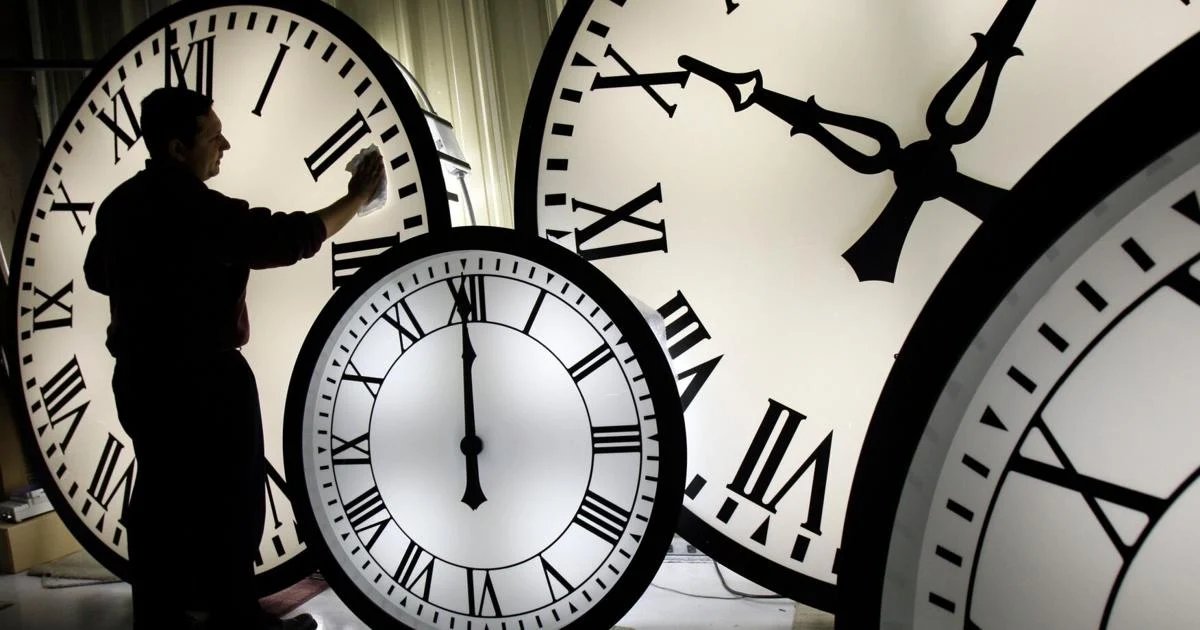 Daylight saving time is returning. Here's what you need to know about the 'spring forward' this weekend
