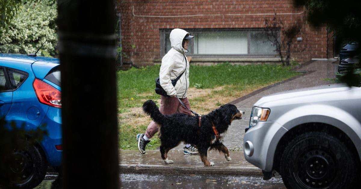 Rain, fog kick off warm weekend weather