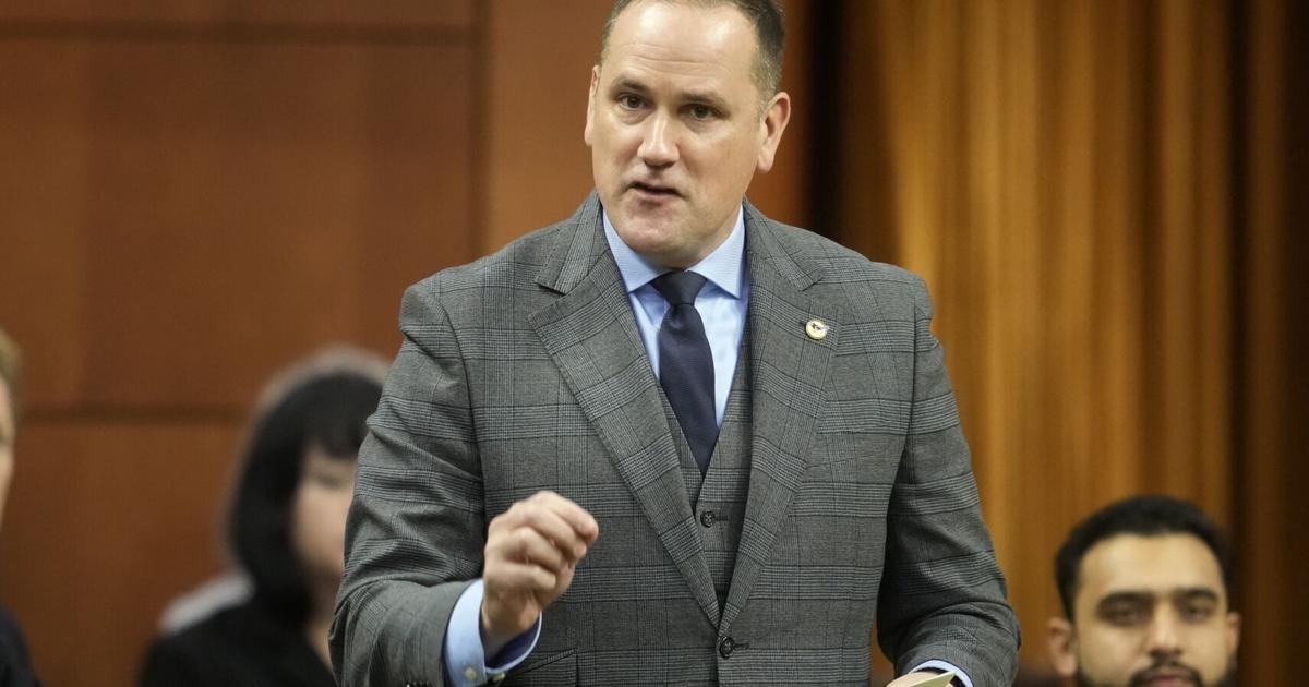 Conservative bill would allow Canada Post to deliver alcohol