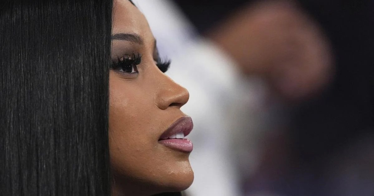 Cardi B calls out Hamilton for low ticket sales: 'Not playing with y’all Banadians'