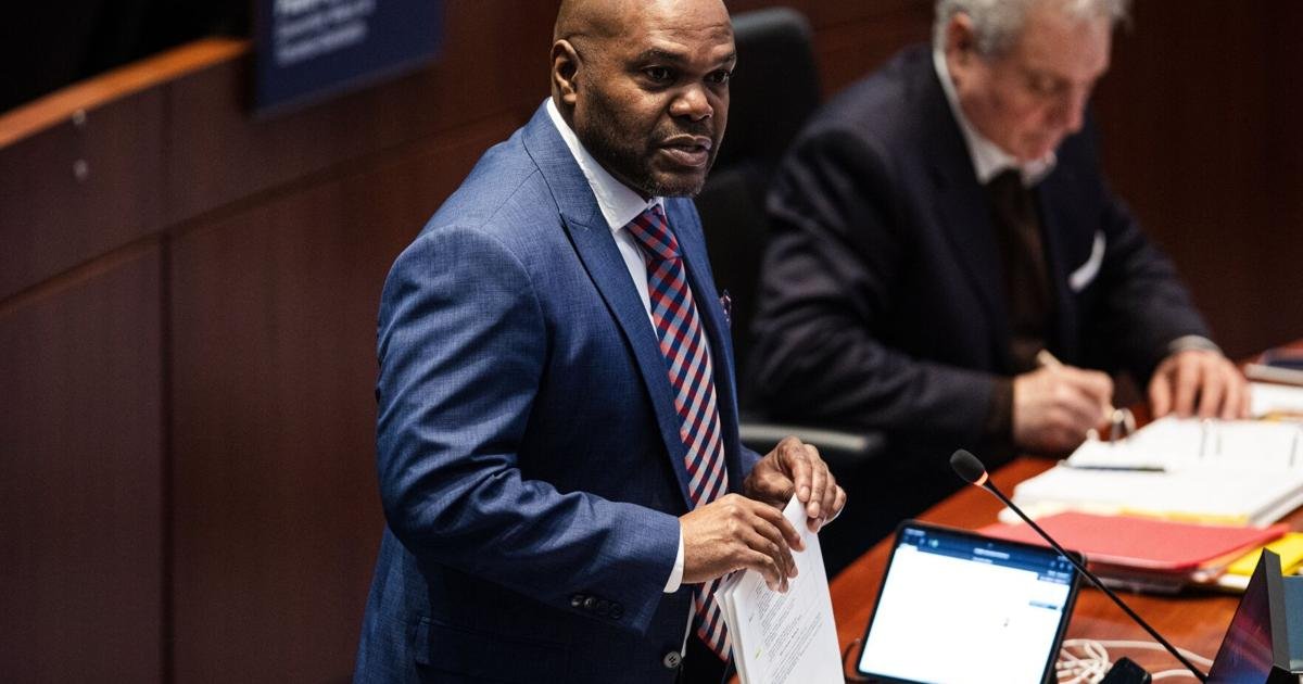 Chris Moise violated code of conduct: city watchdog