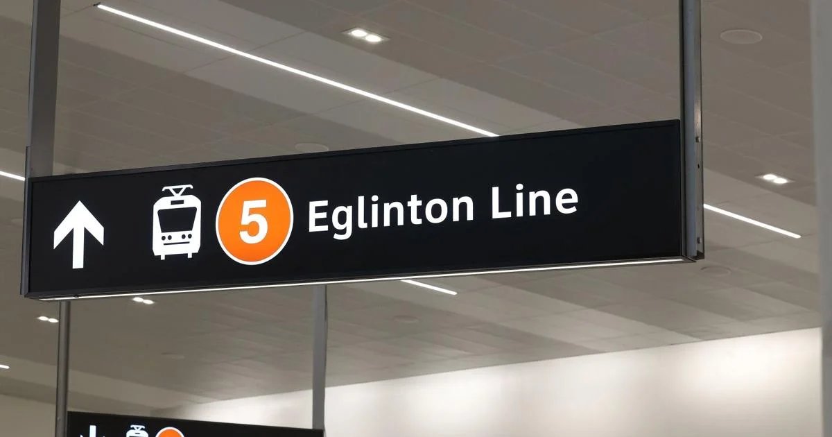 Service down on stretch of Eglinton Crosstown LRT, no estimated time of return