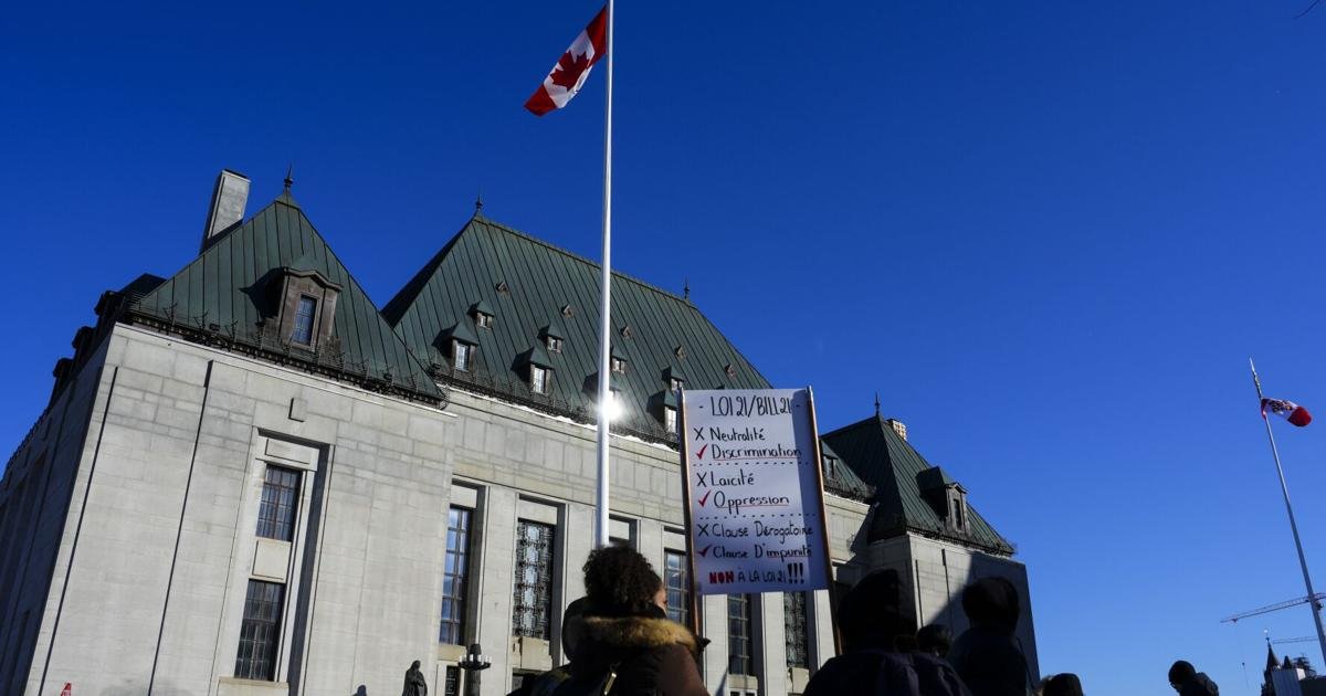 Liberals to debate use of 'nuclear option' against notwithstanding clause