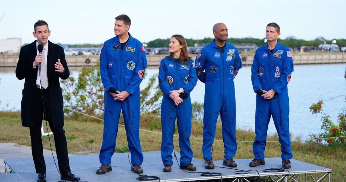 Artemis II astronauts arrive at Florida launch site for first moon trip in 53 years