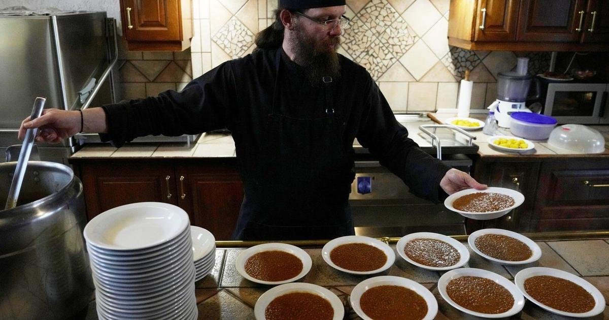 Want to renew healthy eating habits? Greek monks have a spring playbook