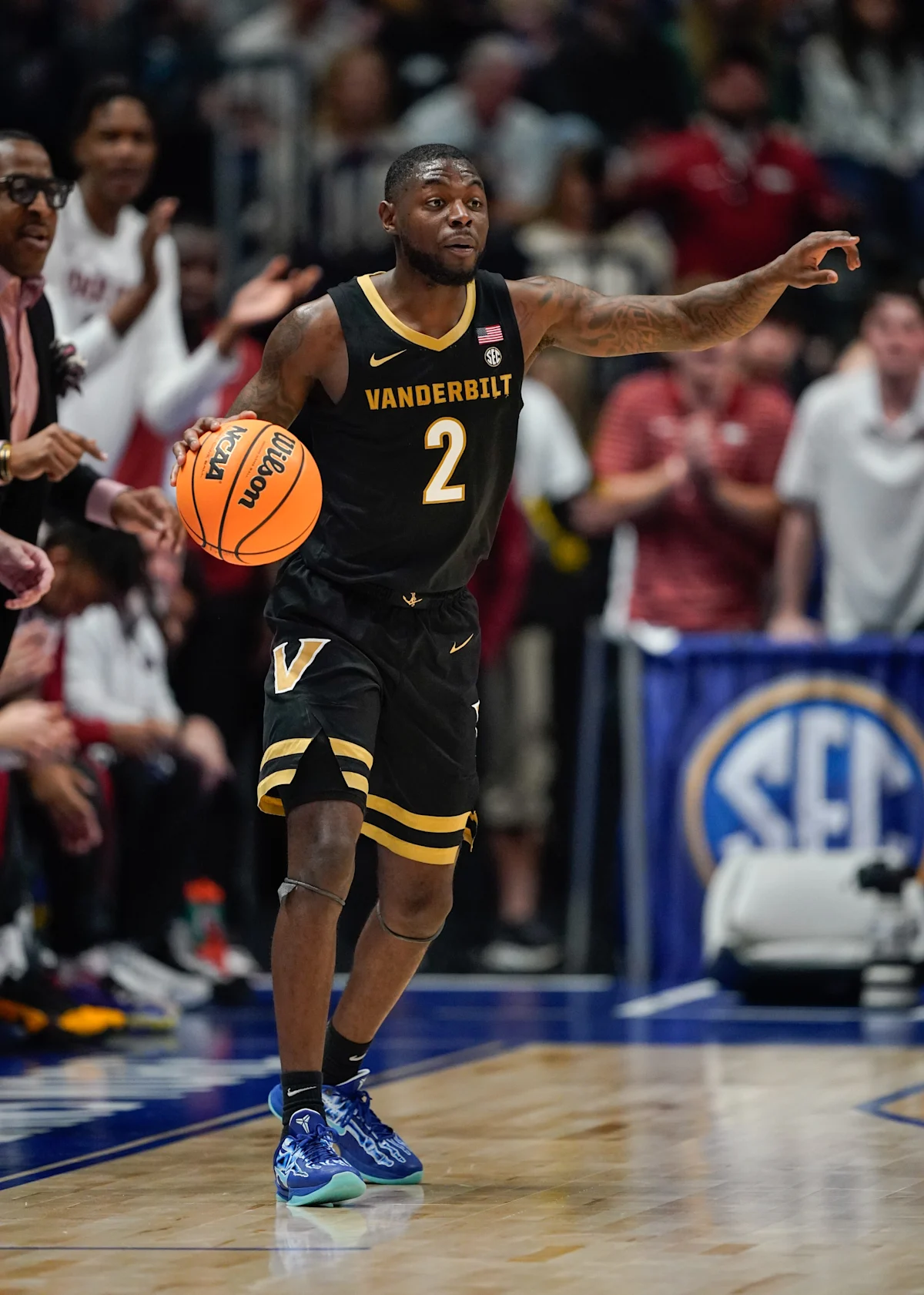 Who is Duke Miles? Vanderbilt basketball guard leads team into March Madness