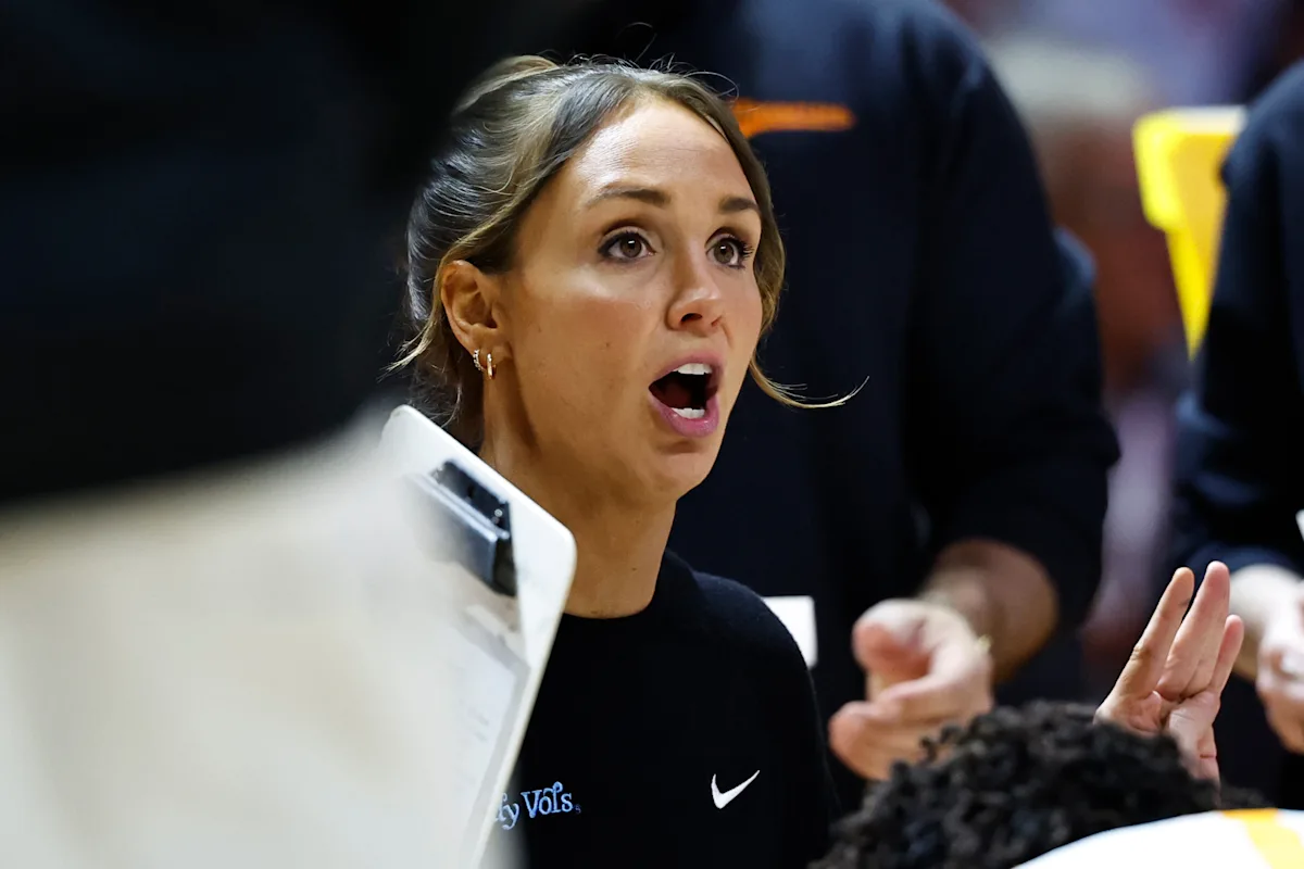 Tennessee could miss its 1st women’s NCAA Tournament after closing season with 7 straight losses