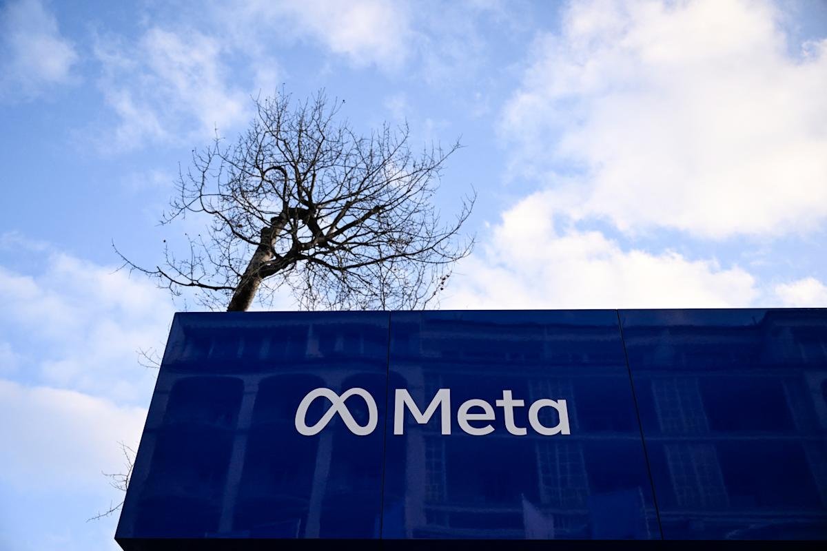 Meta signs a multimillion dollar AI licensing deal with News Corp