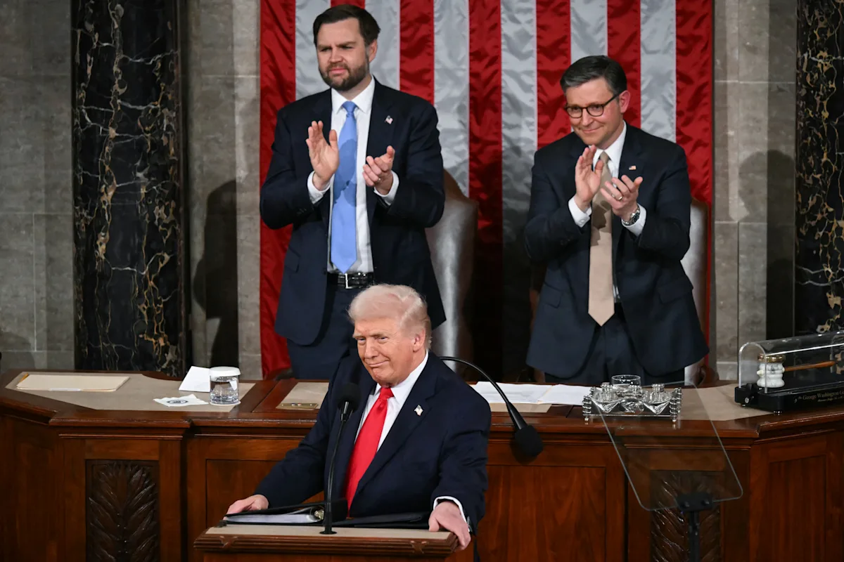 Action on lawmaker stock trading remains stuck — even after Trump’s State of the Union push