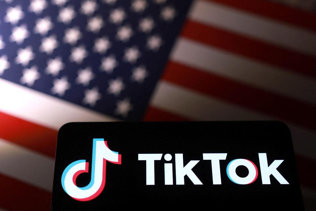 Trump administration will reportedly get $10 billion for brokering the TikTok deal