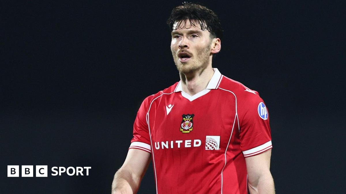 Kieffer Moore: Wrexham striker out of Wales’ World Cup play-offs