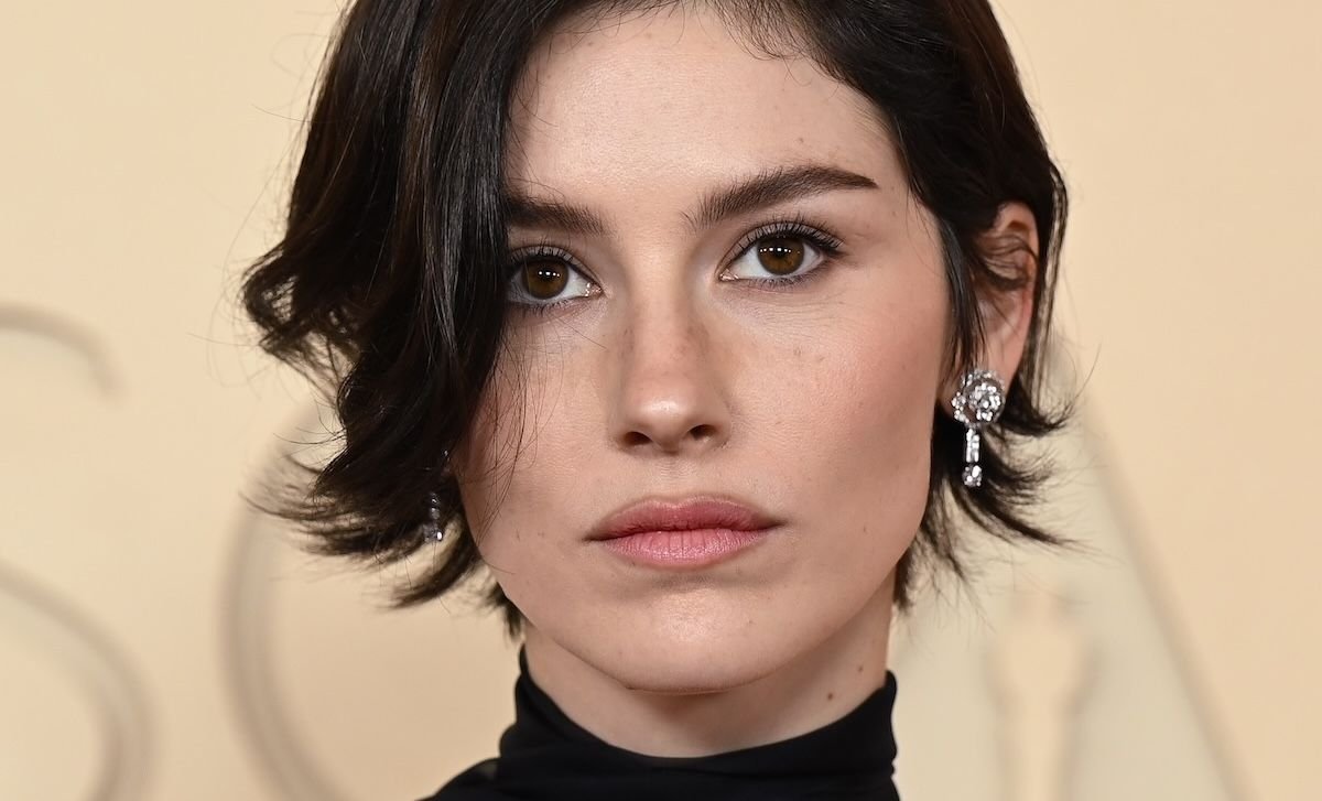 3 Celebs Wore This $180 Chanel Foundation at The Oscars
