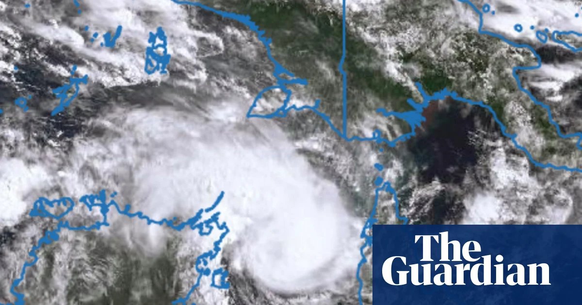 Territorians in path of Tropical Cyclone Narelle told to take cover in bathrooms as storm intensifies | Tropical Cyclone Narelle