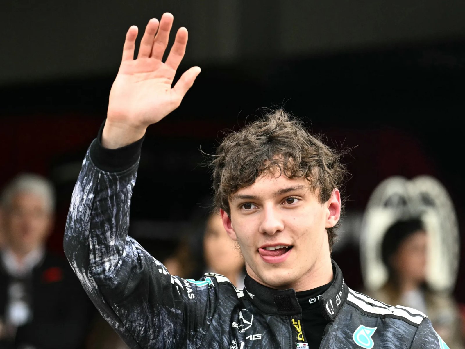 Kimi Antonelli wins Japanese GP to become youngest F1 title leader | Motorsports News