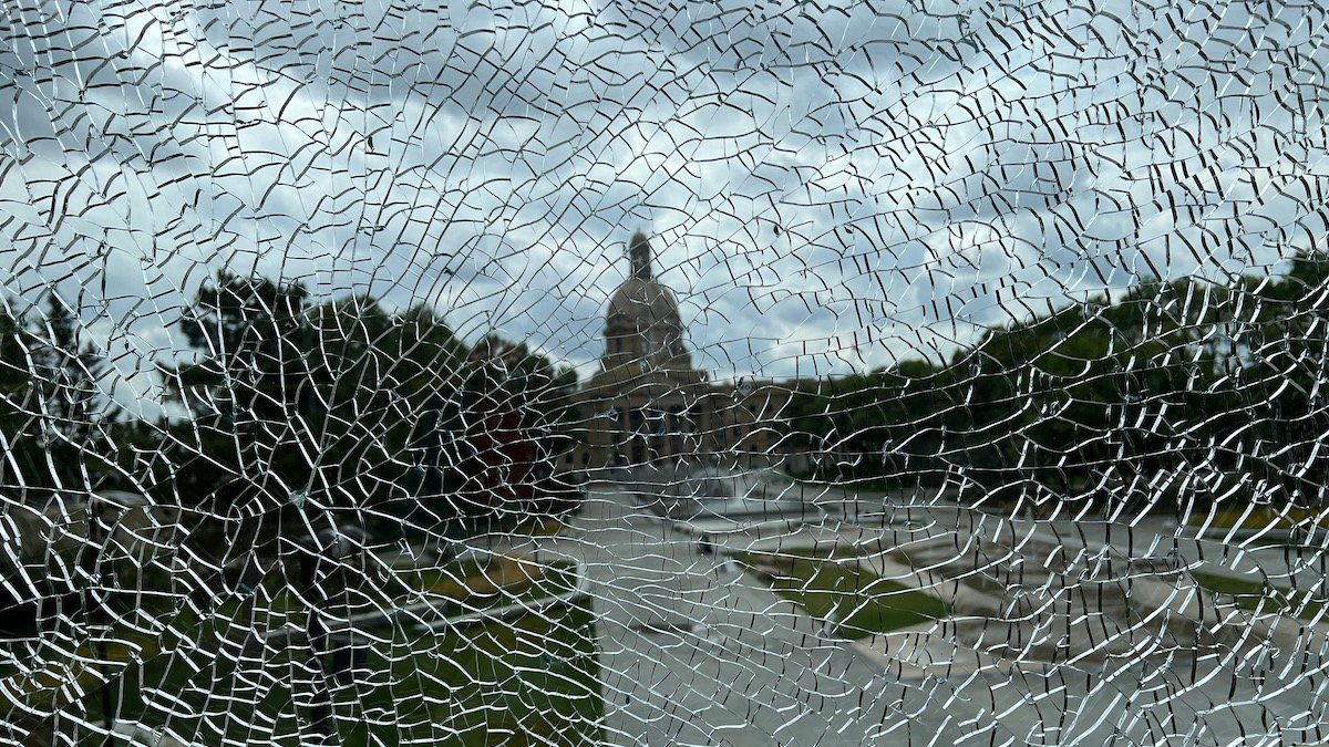 Tough love? Will federal New Democrats kick out the Alberta NDP? 