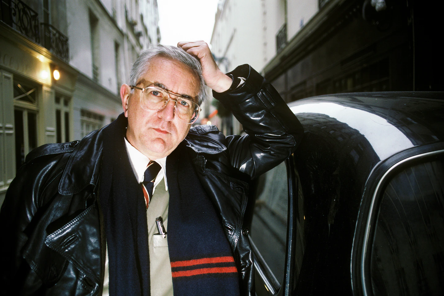 Len Deighton, best-selling novelist with wry take on espionage, dies at 97