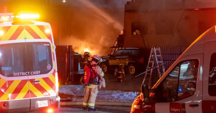 High-end Calgary car dealership goes up in flames – Calgary