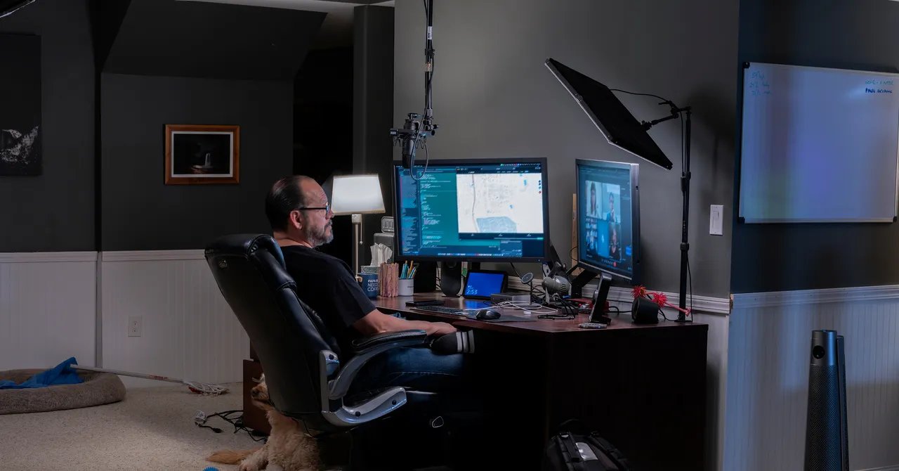 Opposing ICE Might Save the Country. It Could Also Ruin Your Life