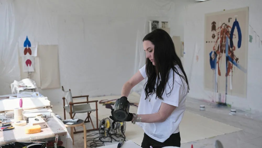 Artist Elizabeth Neel Talks ‘In the Guts of the Living’ at Jack Shainman