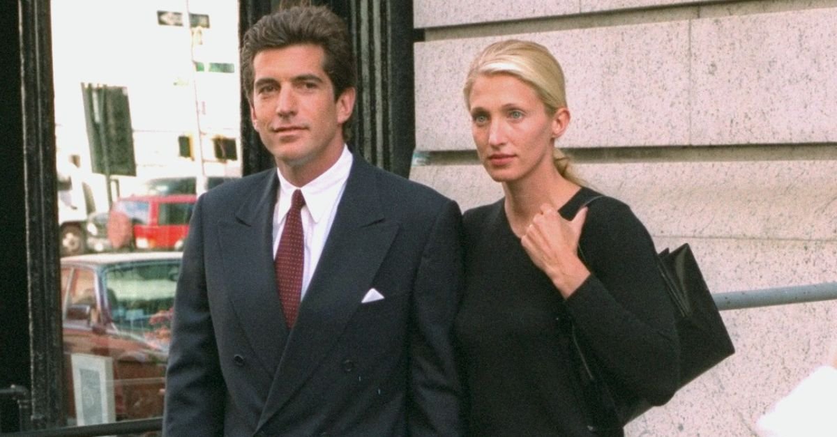 The Carolyn Bessette Kennedy Bag Trend Reviving Minimalism