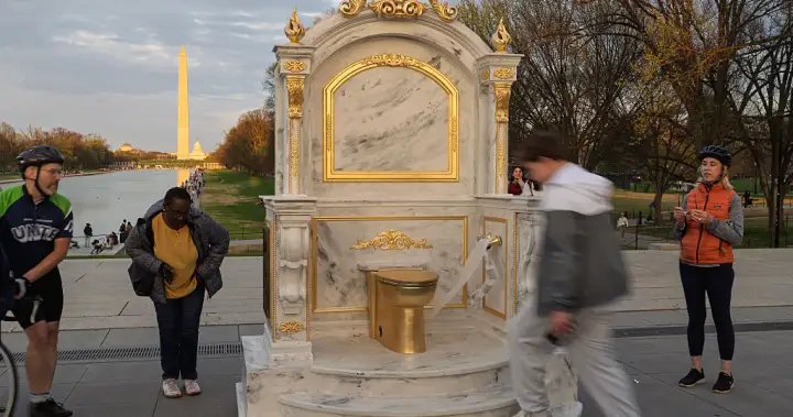 Golden toilet ‘installed’ on National Mall, mocking Trump White House reno – National