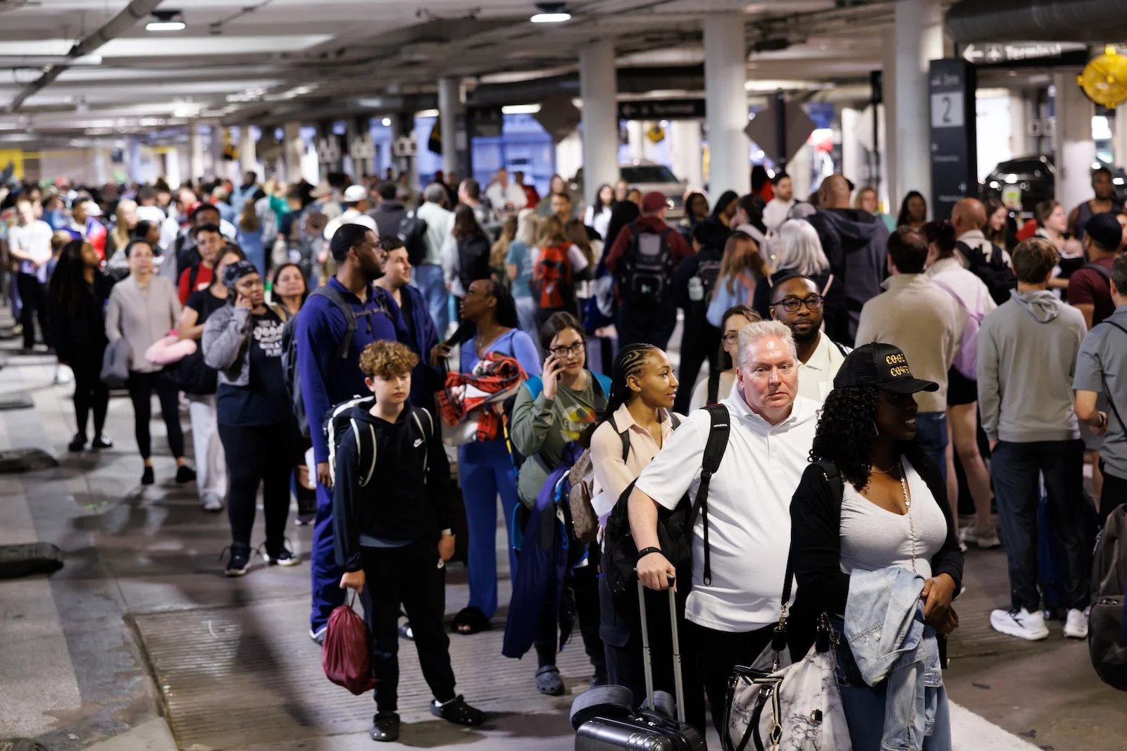 TSA screening chaos worsens as shutdown drags on