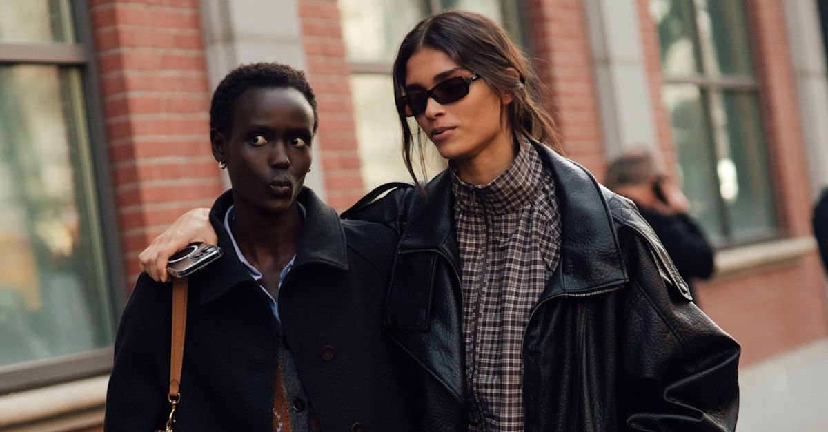 Off-Duty Models In Milan Keep Coming Back to This Trending Jacket