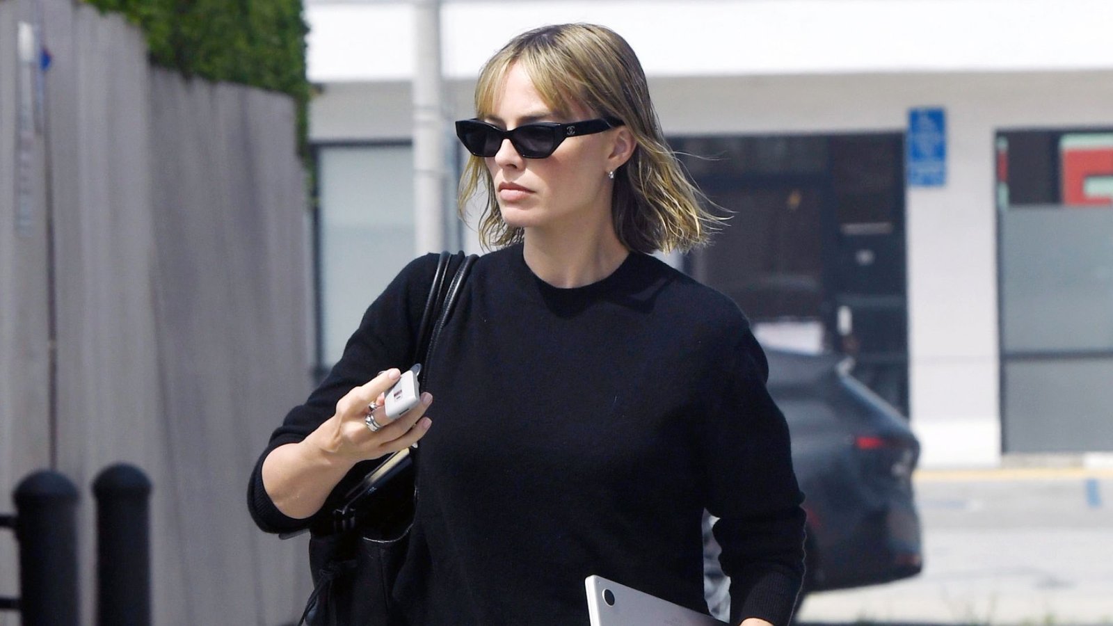 Margot Robbie Just Proved All-Black Is Always Chic (Even in Spring)