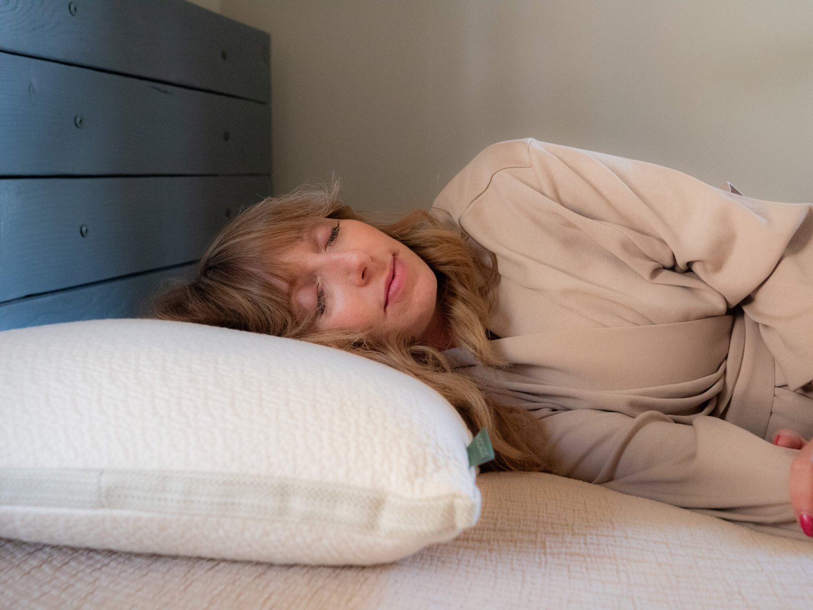 The Best Nontoxic Pillows For Side Sleepers In 2026