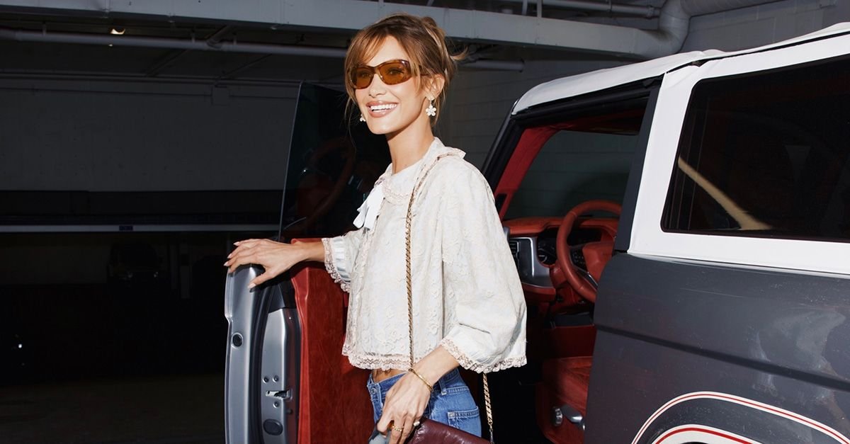 Bella Hadid Found the Best Shoes to Wear With Bootcut Jeans