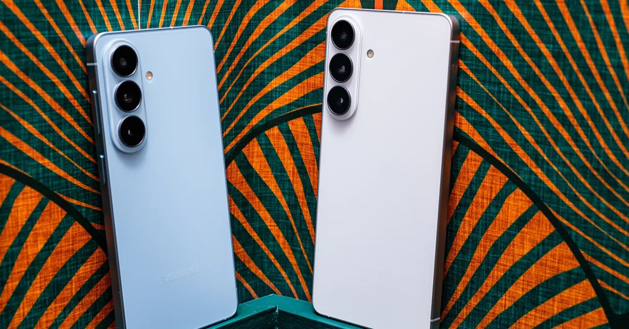 Samsung Galaxy S26 and Galaxy S26+ Review: Lacking Ambition