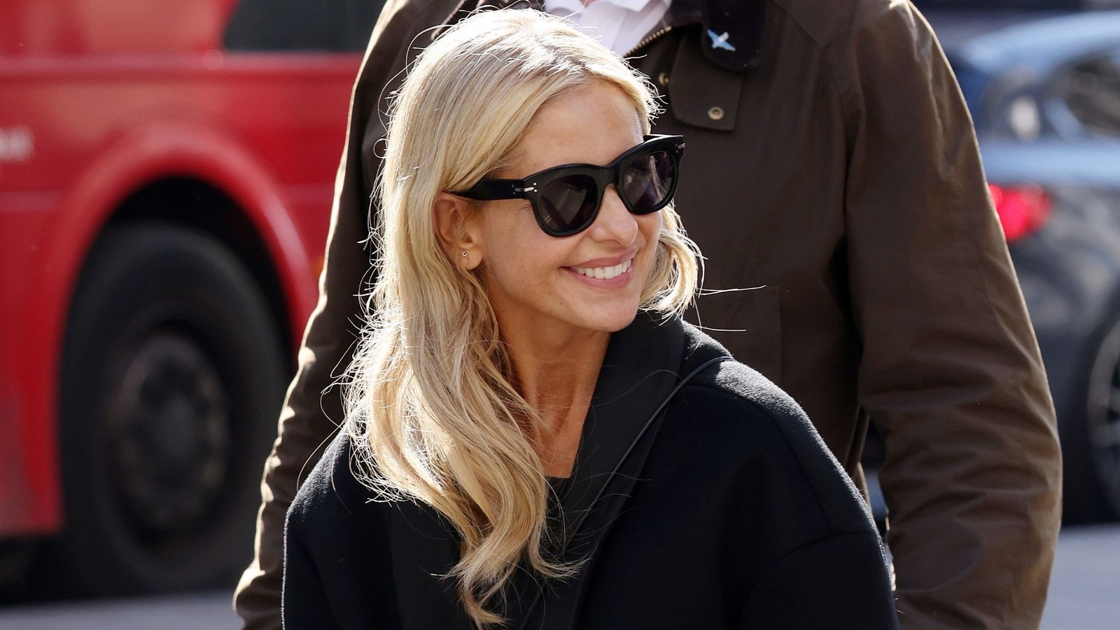 This Timeless Trainer Style Looks Chic With Every Type of Jeans