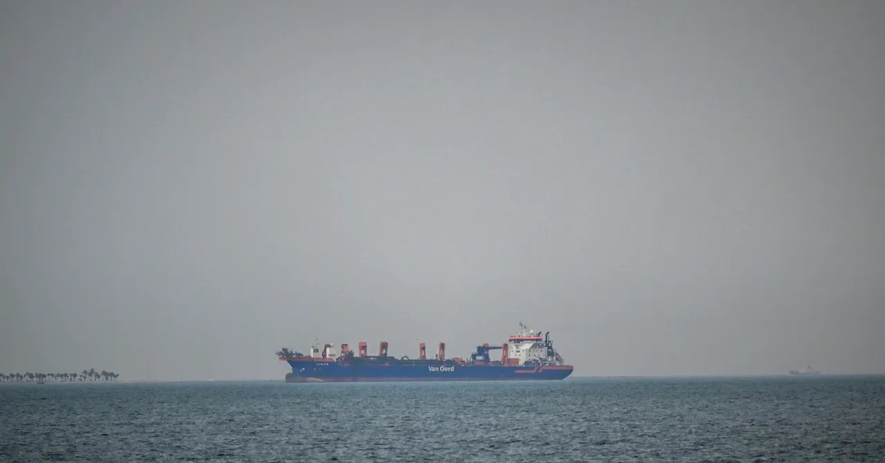 The Broken System That Keeps Shipping Crews Stranded in the Strait of Hormuz