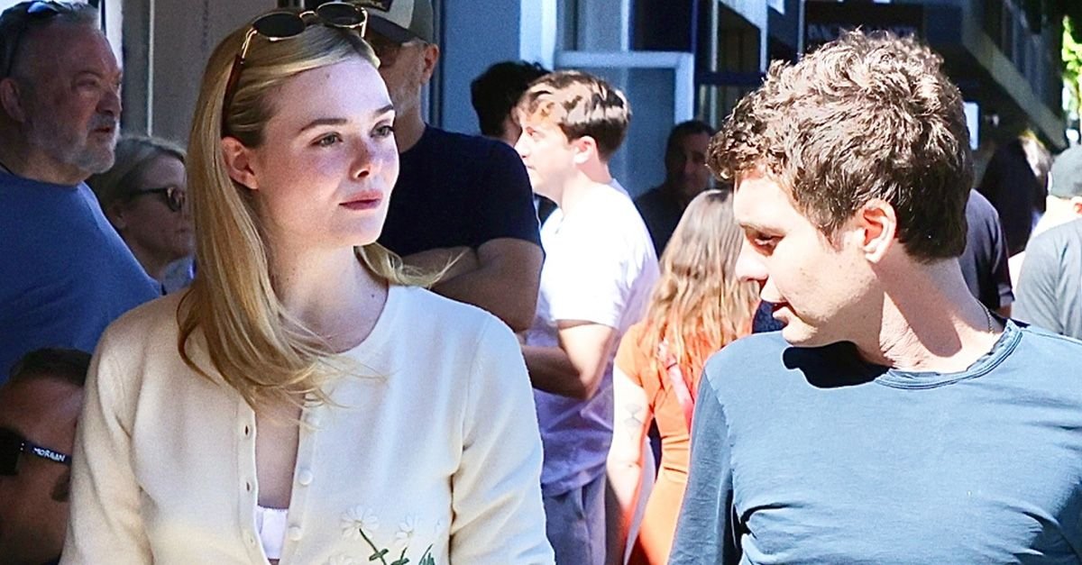 Elle Fanning Wore A Perfect Spring Outfit