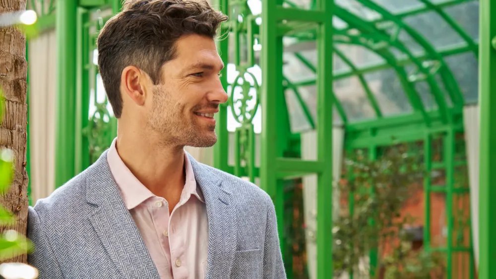 Untuckit Eyes Expansion as Designer Sarah Hand’s First Collection Hits Stores