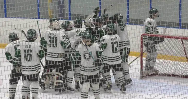 Vincent Massey Trojans get comeback win to open high school hockey city championship – Winnipeg