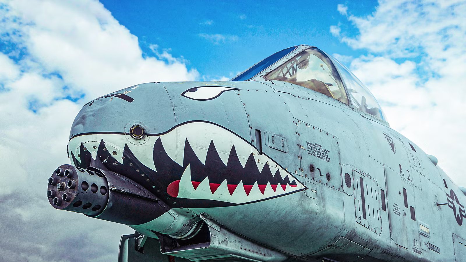 How The Fairchild Republic A-10 Warthog’s Titanium Bathtub Protects Pilots From Ground-Level Ballistics