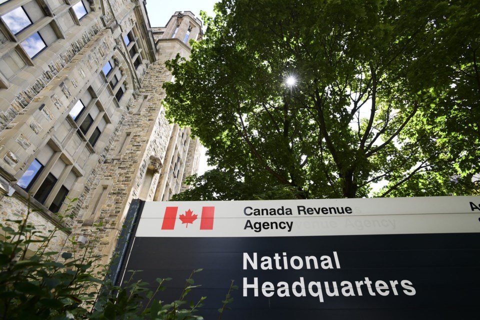 CRA worker arrested for identity theft and trafficking information in Vancouver